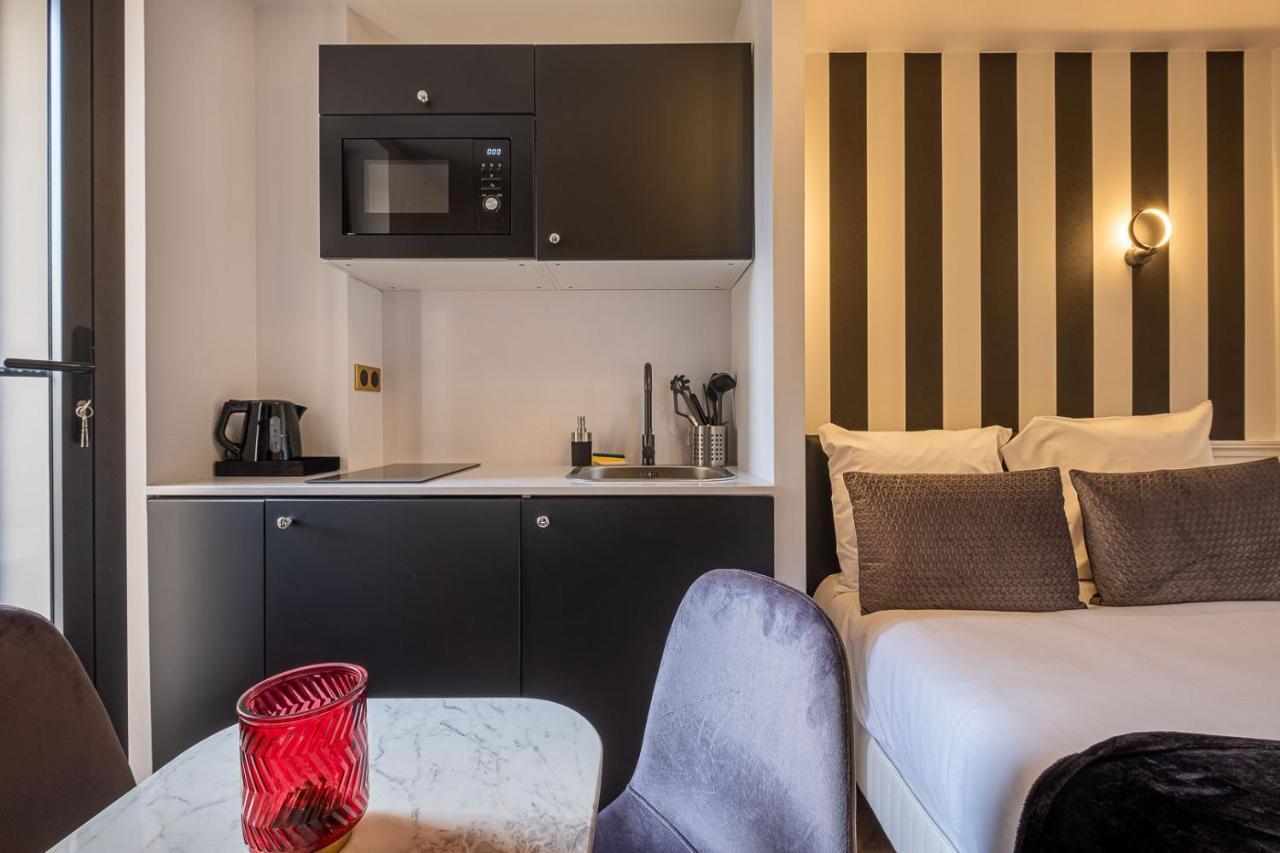 Mijo'S Appartements Hotel Фонтене-су-Боа Екстериор снимка