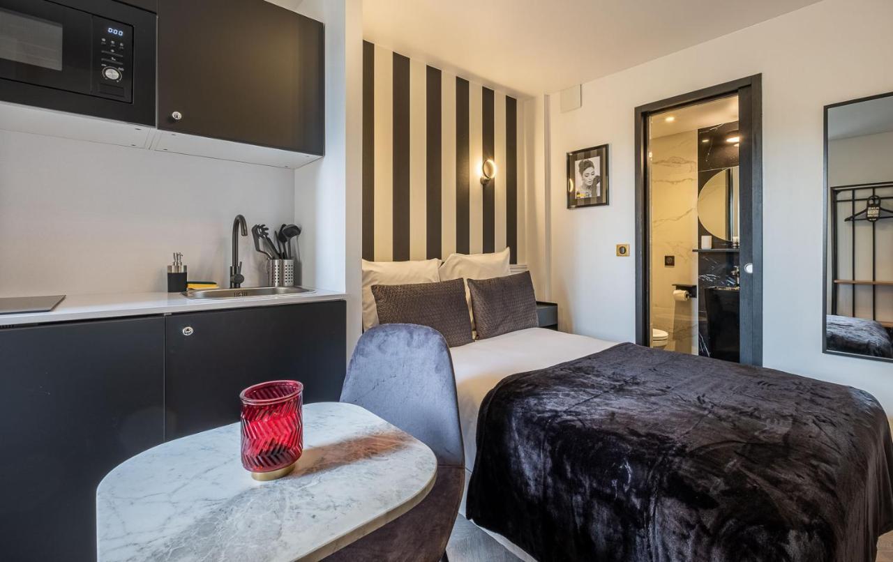 Mijo'S Appartements Hotel Фонтене-су-Боа Екстериор снимка